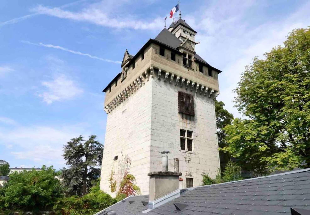 Les Hauts Du Chateau Chambery Exterior photo